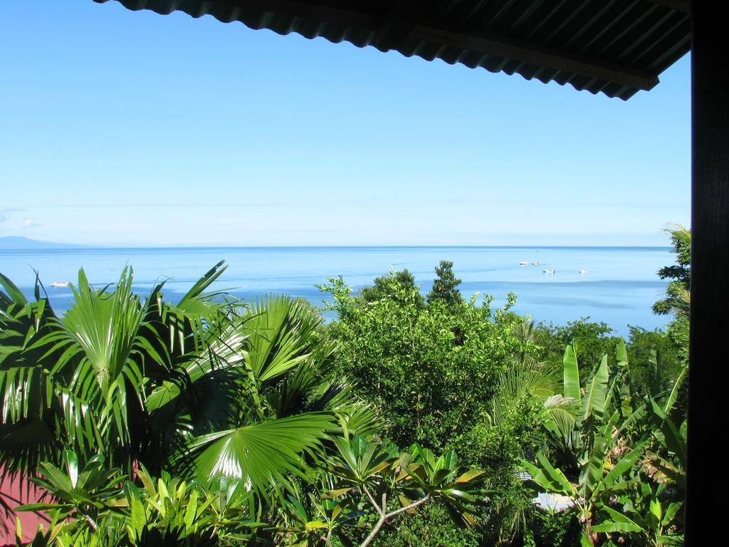Happy Gecko Dive Resort บูนาแกน ภายนอก รูปภาพ